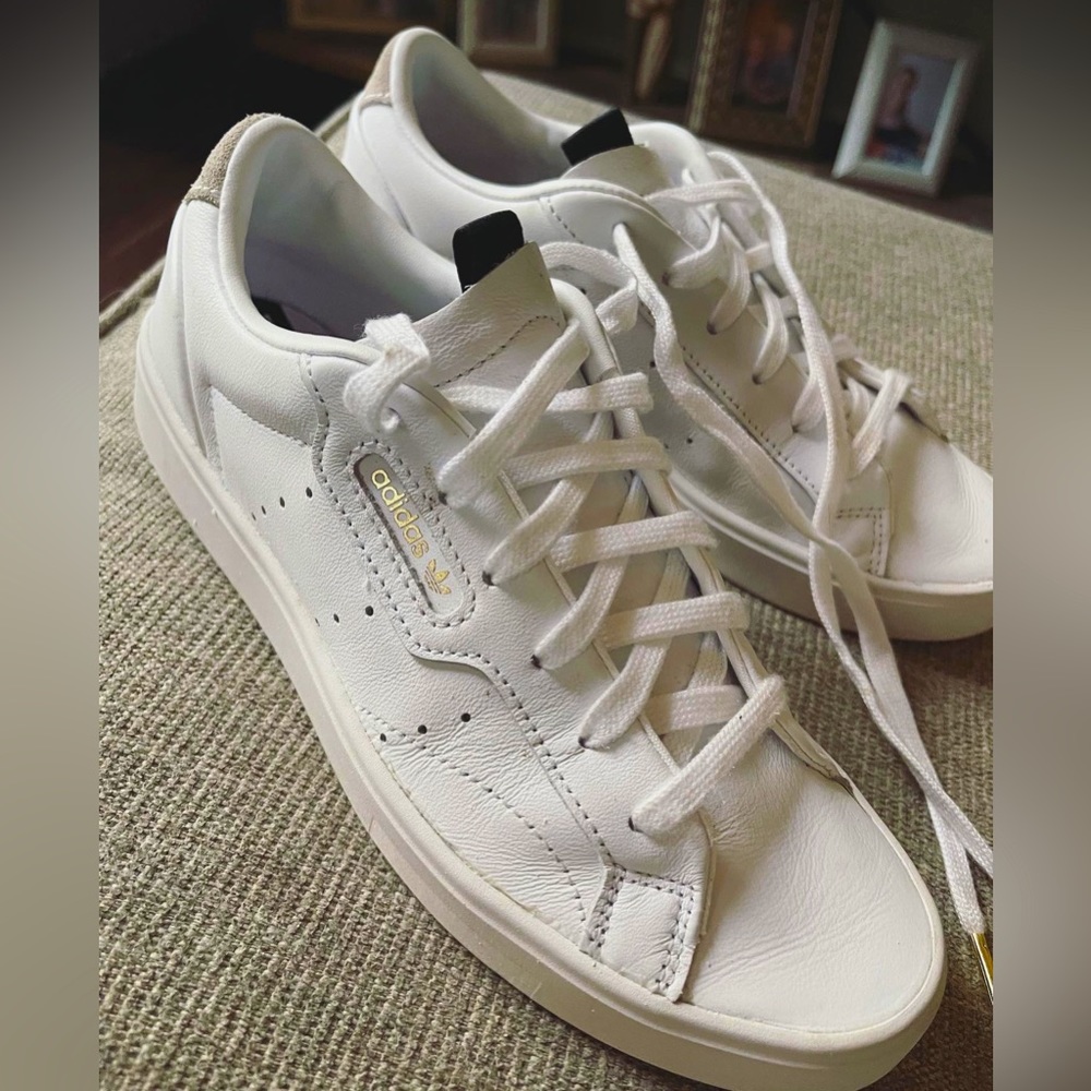 Size 6.5 white Adidas women’s sneakers